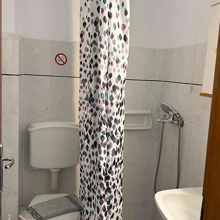بيت ضيافة Roula's *